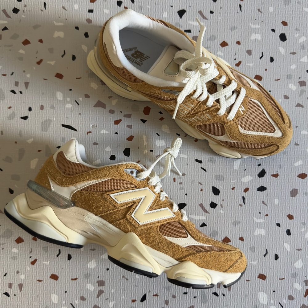 New Balance Men’s 9060 “Great Plains” Sneaker Size US 8.5